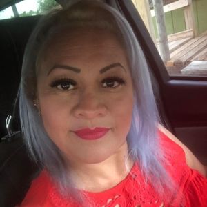 Meet your Posher, Aurora